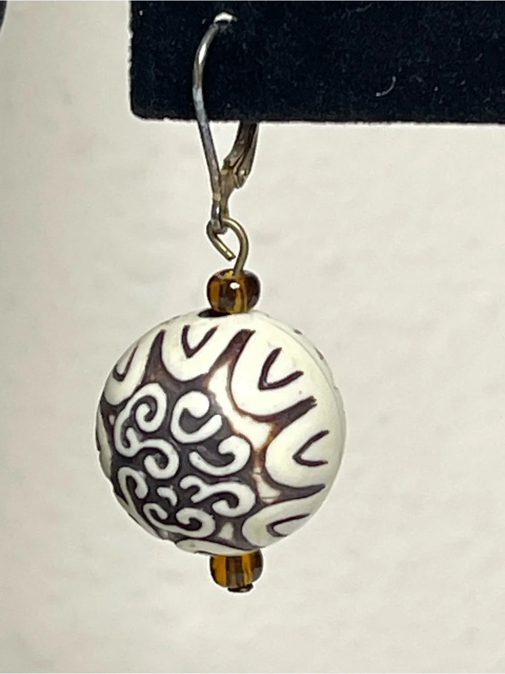 Green and Ivory Bead Necklace with Matching Earrings - Elegant Women's Jewelry
